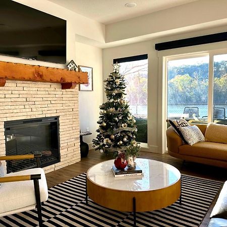 Lakeshore Living ブランソン エクステリア 写真