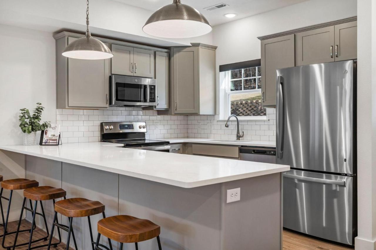 Lakeshore Living ブランソン エクステリア 写真